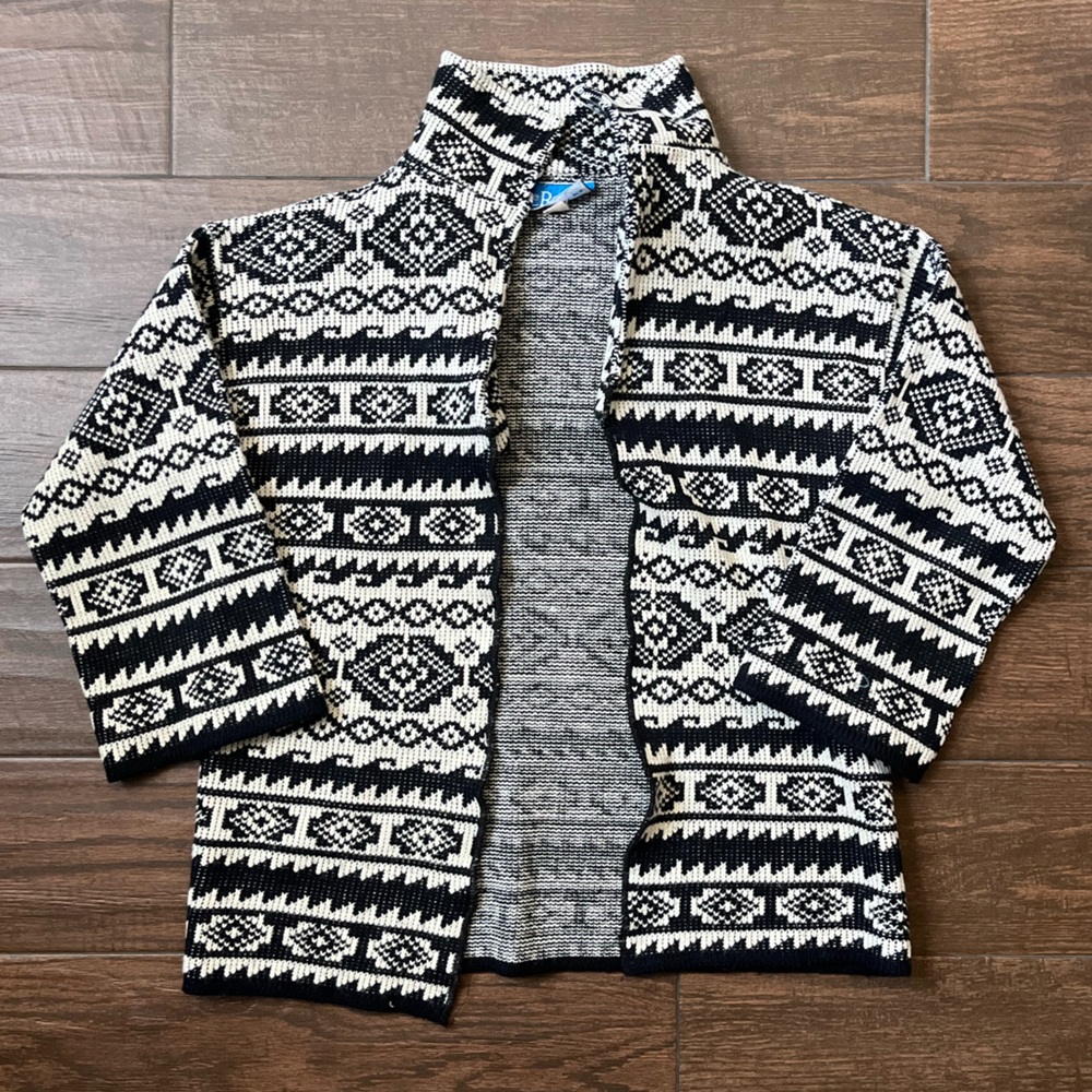 Vintage thick crochet open front sweater